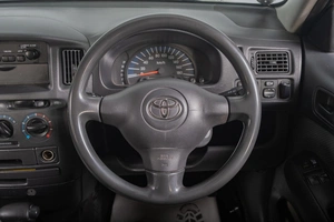 Универсал Toyota Succeed 2005 года, 589000 рублей, Томск