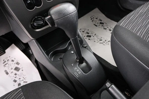 Хетчбэк Renault Sandero 2012 года, 689000 рублей, Красноярск