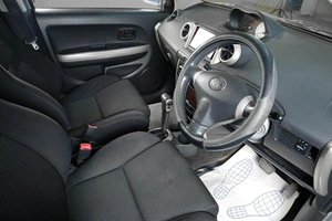 Хетчбэк Toyota Ist 2003 года, 539000 рублей, Тюмень