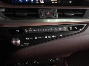Седан Lexus ES 2020 года, 4029000 рублей, Тюмень