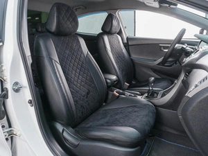 Седан Hyundai Elantra 2013 года, 899000 рублей, Сургут