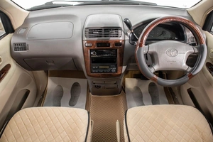 Минивэн Toyota Ipsum 1999 года, 589000 рублей, Барнаул