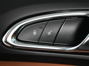 Внедорожник Porsche Cayenne 2016 года, 4249000 рублей, Аксай