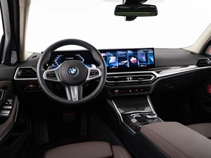 Седан BMW 3 серия 2023 года, 5585888 рублей, Москва