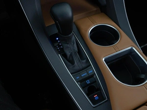 Седан Toyota Avalon 2022 года, 3998999 рублей, Москва