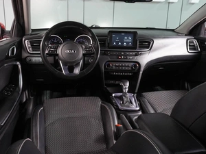 Хетчбэк Kia Ceed 2018 года, 1699000 рублей, Воронеж