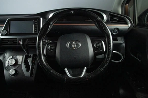 Минивэн Toyota Sienta 2018 года, 1439000 рублей, Челябинск