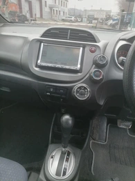 Хетчбэк Honda Fit 2009 года, 670000 рублей, Красноярск