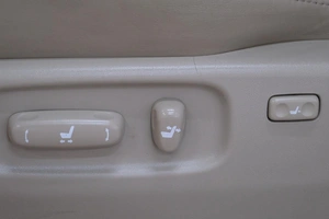 Внедорожник Toyota Land Cruiser Prado 2007 года, 1899000 рублей, Омск
