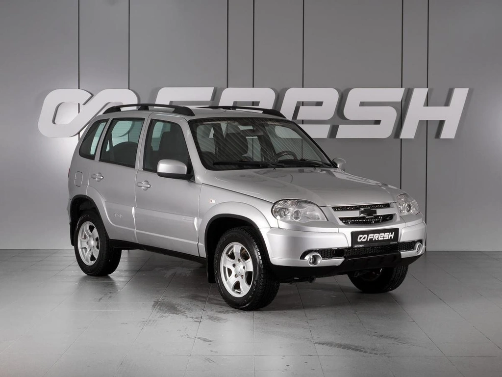 Внедорожник Chevrolet Niva 2016 года, 650000 рублей, Минеральные Воды