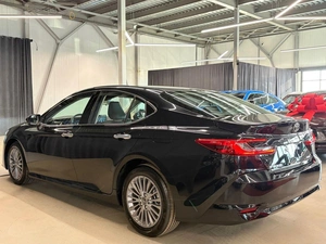 Седан Toyota Camry 2025 года, 4899000 рублей, Павловская Слобода