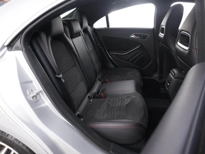 Седан Mercedes-benz CLA-класс 2015 года, 1899055 рублей, Москва
