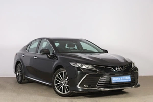 Седан Toyota Camry 2023 года, 3929000 рублей, Новосибирск