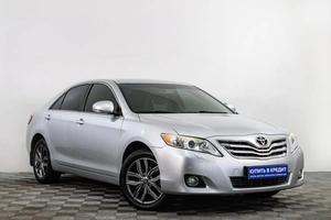 Седан Toyota Camry 2011 года, 2009000 рублей, Сургут