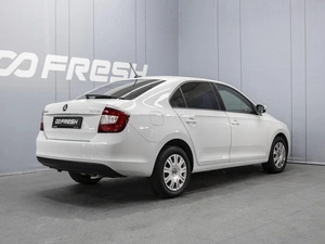 Лифтбек Skoda Rapid 2019 года, 1345000 рублей, Омск