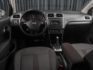 Седан Volkswagen Polo 2016 года, 1079000 рублей, Тюмень