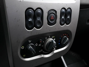 Седан Renault Logan 2010 года, 580000 рублей, Волгоград