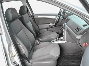 Хетчбэк Opel Astra 2014 года, 769000 рублей, Аксай