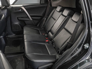 Внедорожник Toyota RAV4 2015 года, 2459000 рублей, Тюмень