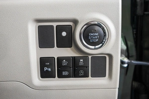 Хетчбэк Toyota Passo 2020 года, 1049000 рублей, Барнаул