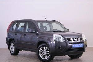 Внедорожник Nissan X-Trail 2013 года, 1399000 рублей, Омск