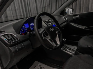 Седан Hyundai Solaris 2011 года, 669000 рублей, Красноярск