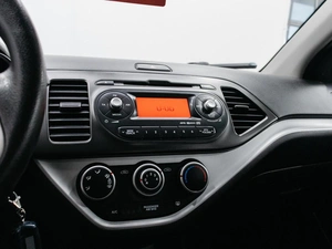 Хетчбэк Kia Picanto 2012 года, 799000 рублей, Красноярск