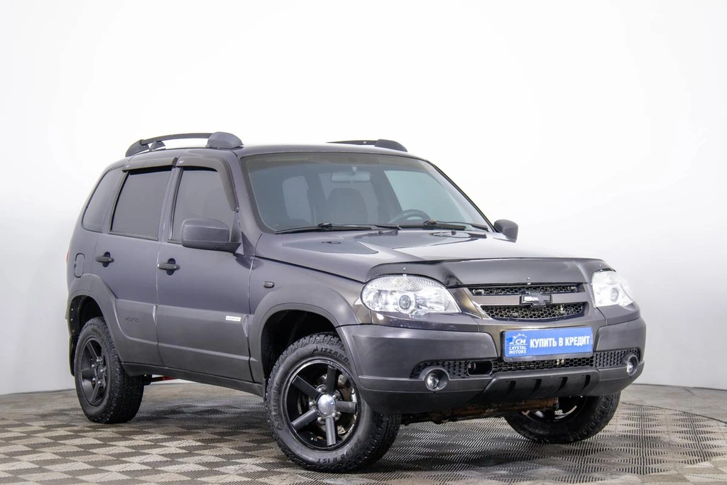 Внедорожник Chevrolet Niva 2012 года, 649000 рублей, Пермь