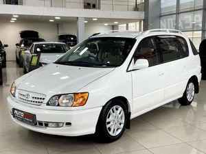 Минивэн Toyota Ipsum 1999 года, 687000 рублей, Солонцы