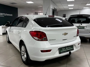 Хетчбэк Chevrolet Cruze 2013 года, 650000 рублей, Ачинск