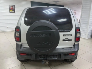Внедорожник Chevrolet Niva 2011 года, 350000 рублей, Ачинск
