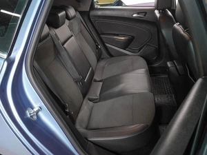 Хетчбэк Opel Astra 2010 года, 699000 рублей, Воронеж