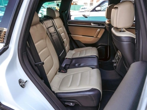 Внедорожник Volkswagen Touareg 2013 года, 2580000 рублей, Краснодар