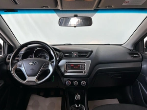 Хэтчбек 4 дв. Kia Rio 2016 года, 905000 рублей, Смоленск