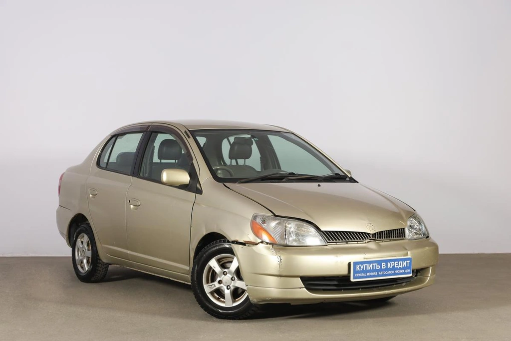 Седан Toyota Platz 2002 года, 349000 рублей, Новосибирск