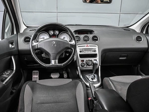 Хетчбэк Peugeot 308 2011 года, 614000 рублей, Кирилловка