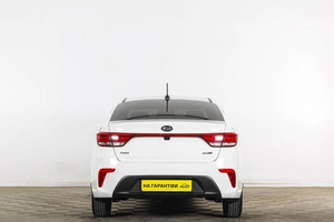 Седан Kia Rio 2018 года, 1429000 рублей, Тюмень