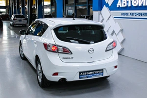 Хетчбэк Mazda 3 2012 года, 958000 рублей, Солонцы