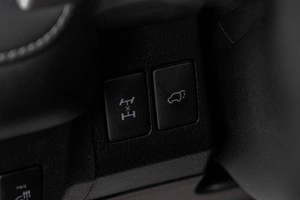 Внедорожник Toyota RAV4 2016 года, 1999000 рублей, Кемерово