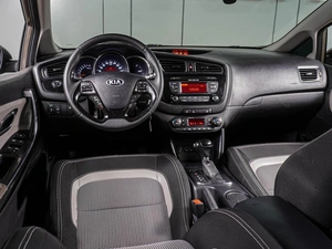 Хетчбэк Kia Ceed 2013 года, 1179000 рублей, Воронеж