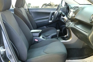 Внедорожник Toyota RAV4 2012 года, 1549000 рублей, Омск