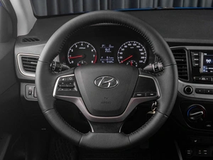 Седан Hyundai Solaris 2018 года, 1069000 рублей, Тюмень