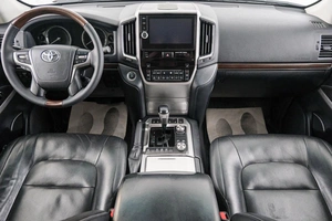 Внедорожник Toyota Land Cruiser 2018 года, 5999000 рублей, Красноярск
