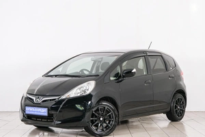 Хетчбэк Honda Fit 2013 года, 899000 рублей, Красноярск
