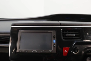Минивэн Honda Stepwgn 2016 года, 1729000 рублей, Челябинск