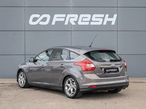 Хетчбэк Ford Focus 2012 года, 900000 рублей, Краснодар