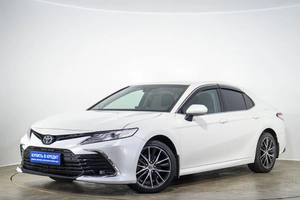 Седан Toyota Camry 2021 года, 3199000 рублей, Оренбург