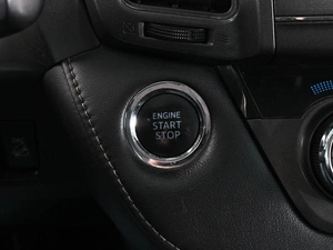 Внедорожник Toyota RAV4 2013 года, 2190000 рублей, Аксай