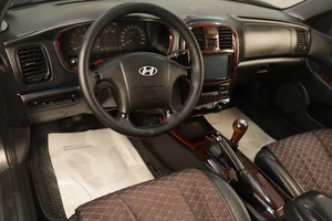 Седан Hyundai Sonata 2006 года, 499000 рублей, Челябинск