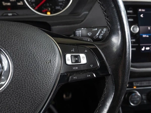 Внедорожник Volkswagen Tiguan 2019 года, 2600000 рублей, Краснодар